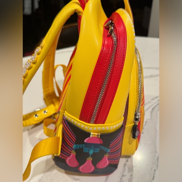 Loungefly Killer Klowns Outer Space backpack - Picture 7 of 13